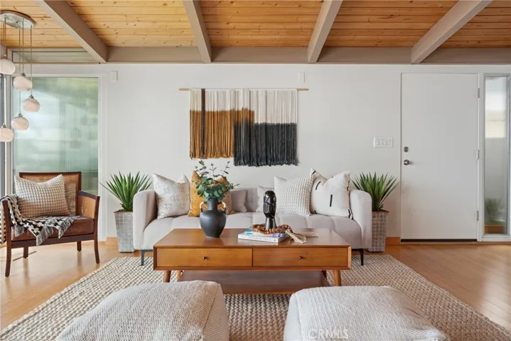 1234 La Mirada, Laguna Beach, California 92651