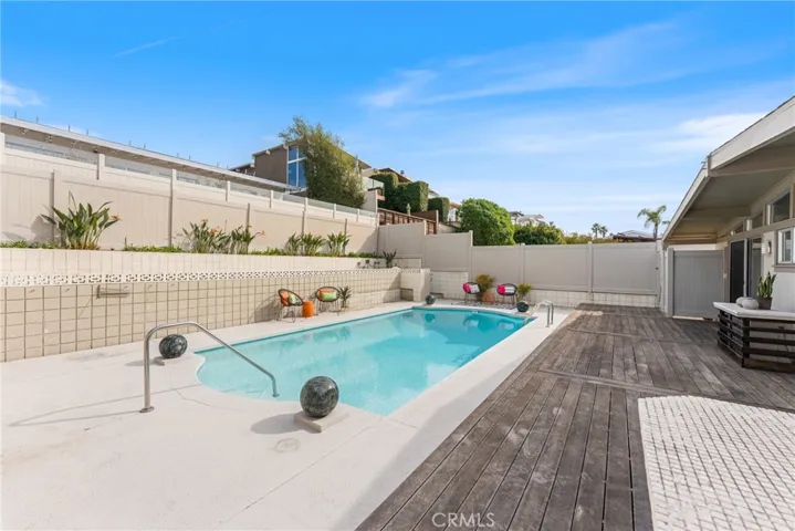 1234 La Mirada, Laguna Beach, California 92651