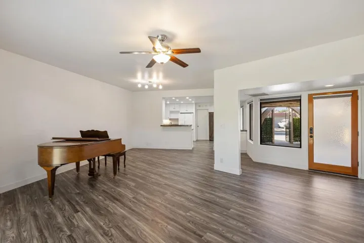 34940 Calle Avila Living Room