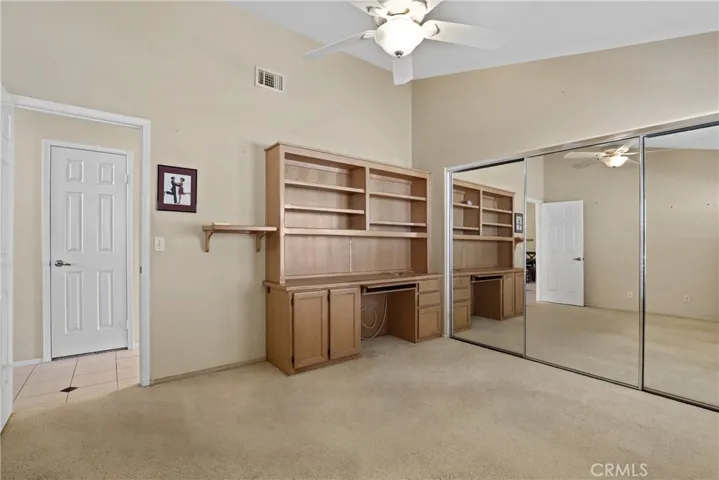 Second bedroom.