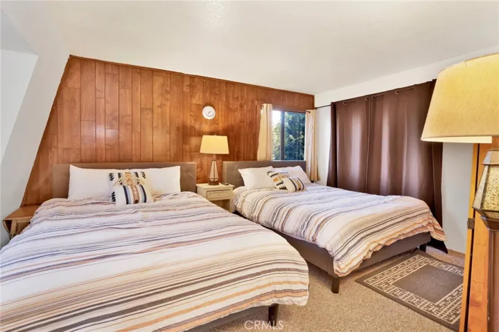 805 E Barker Boulevard, Big Bear, California 92314