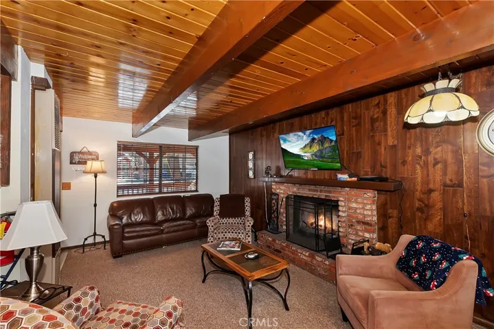 805 E Barker Boulevard, Big Bear, California 92314