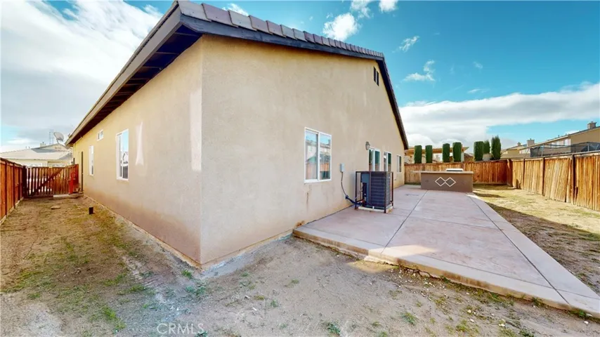 13618 Hamlet Street, Victorville, California 92392