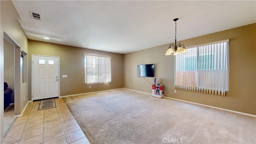 13618 Hamlet Street, Victorville, California 92392