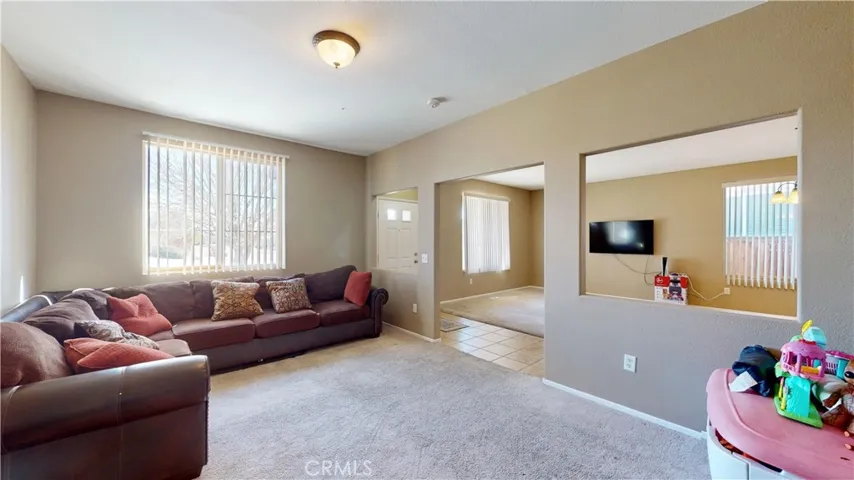 13618 Hamlet Street, Victorville, California 92392