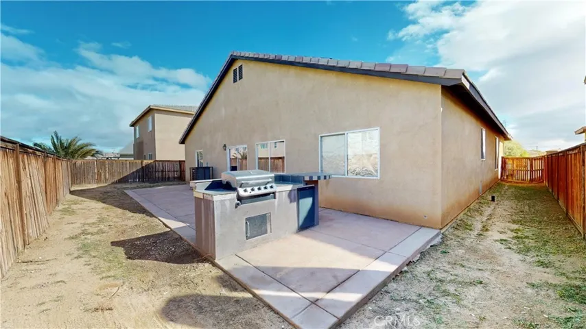 13618 Hamlet Street, Victorville, California 92392