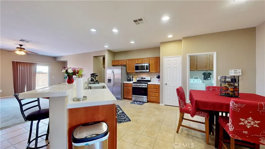 13618 Hamlet Street, Victorville, California 92392