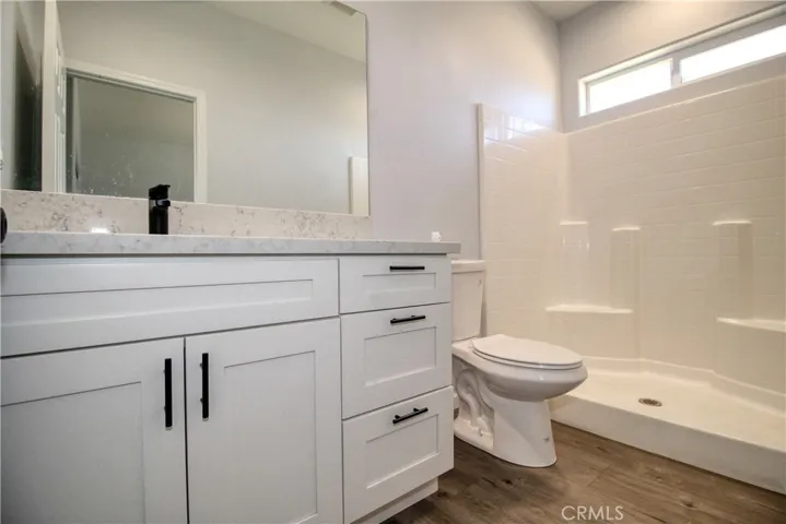 Junior Suite Bathroom