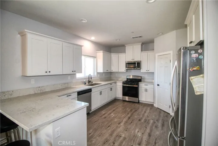 Kitchen 3