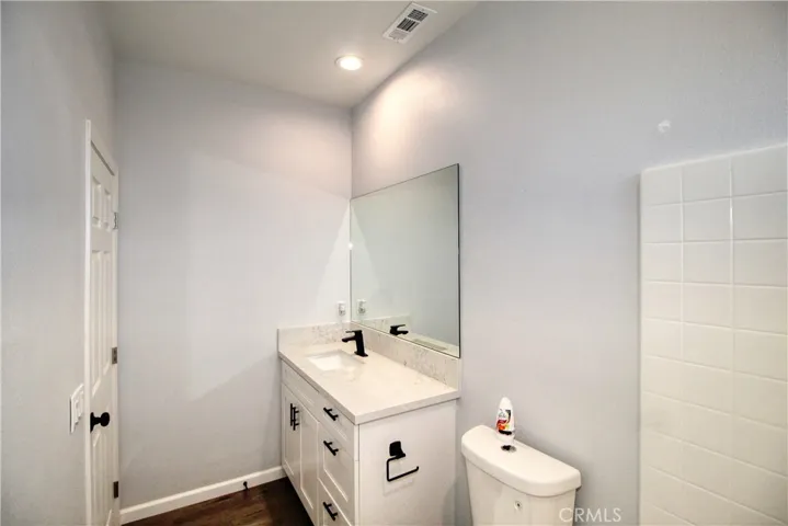 Junior Suite Bathroom 2