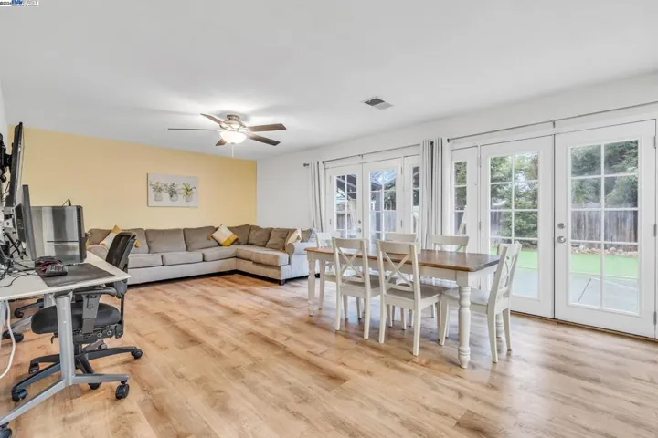 742 Blue Ridge Ln, Vacaville, California 95688