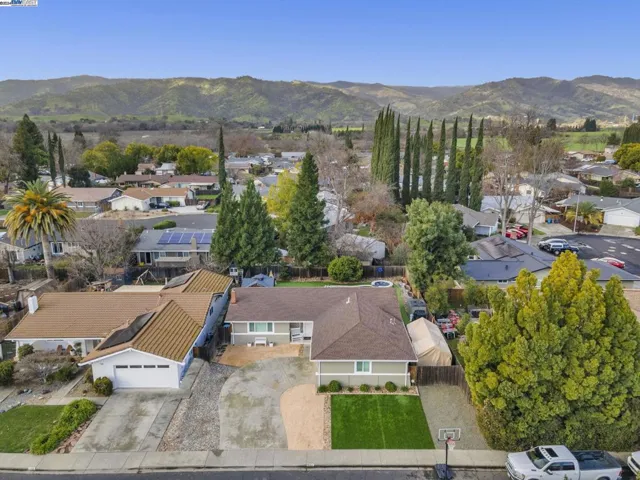 742 Blue Ridge Ln, Vacaville, California 95688