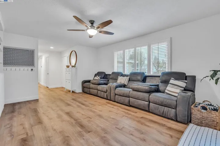 742 Blue Ridge Ln, Vacaville, California 95688