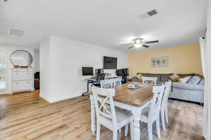 742 Blue Ridge Ln, Vacaville, California 95688