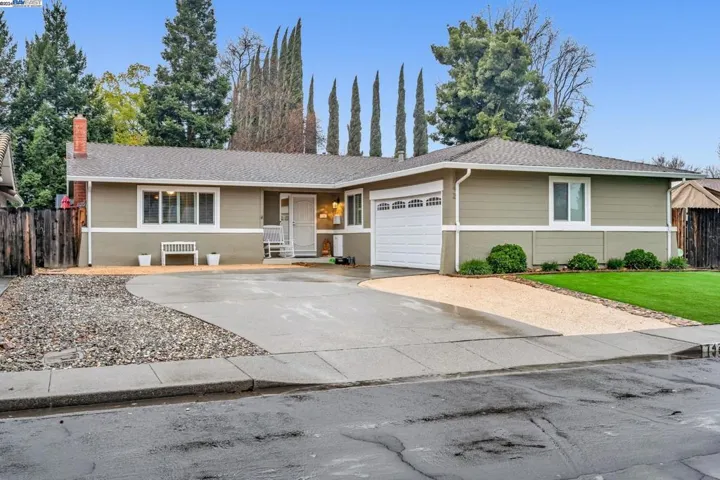 742 Blue Ridge Ln, Vacaville, California 95688