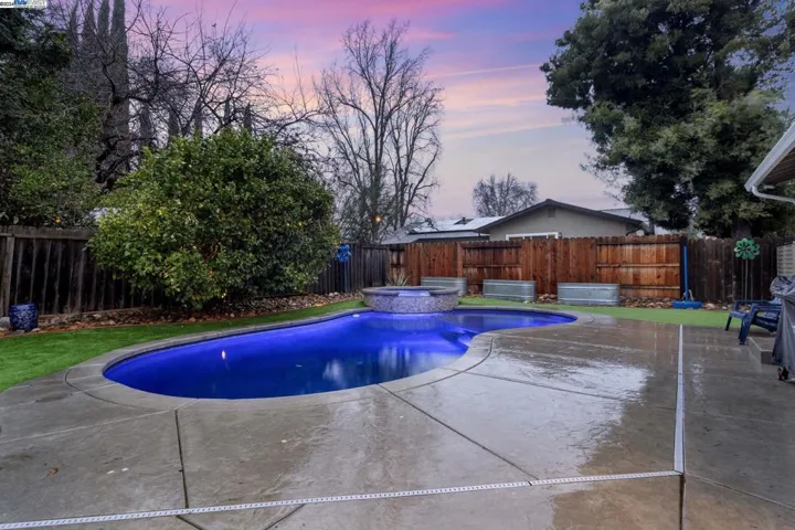 742 Blue Ridge Ln, Vacaville, California 95688