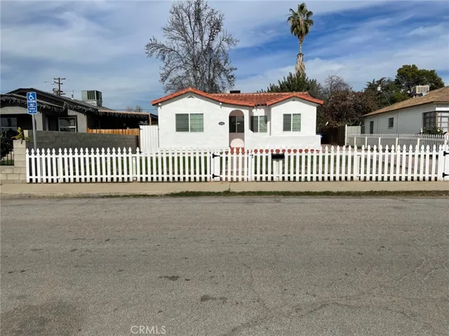 Bakersfield, California 93306