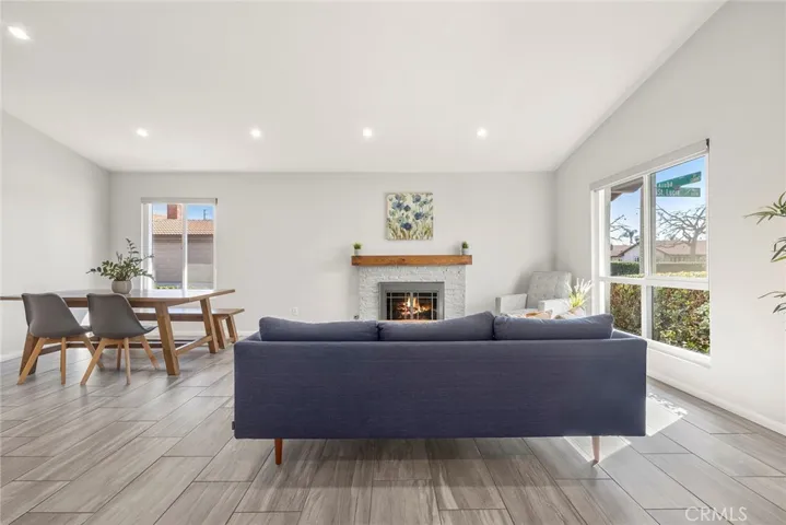 851 Saint Lucia Way, Placentia, California 92870