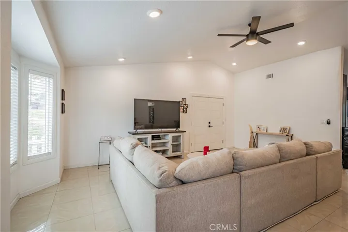 29131 Avenida De Las Flores, Menifee, California 92587