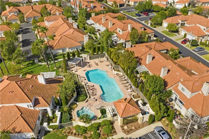 21524 Canaria, Mission Viejo, California 92692