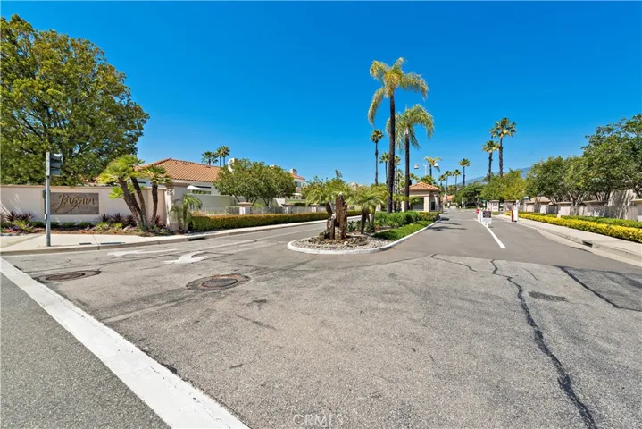 21524 Canaria, Mission Viejo, California 92692