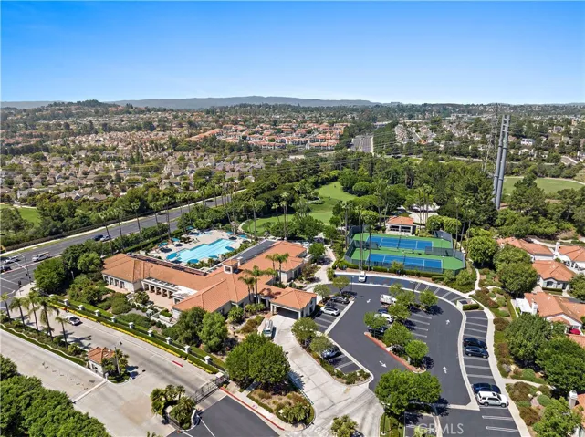 21524 Canaria, Mission Viejo, California 92692