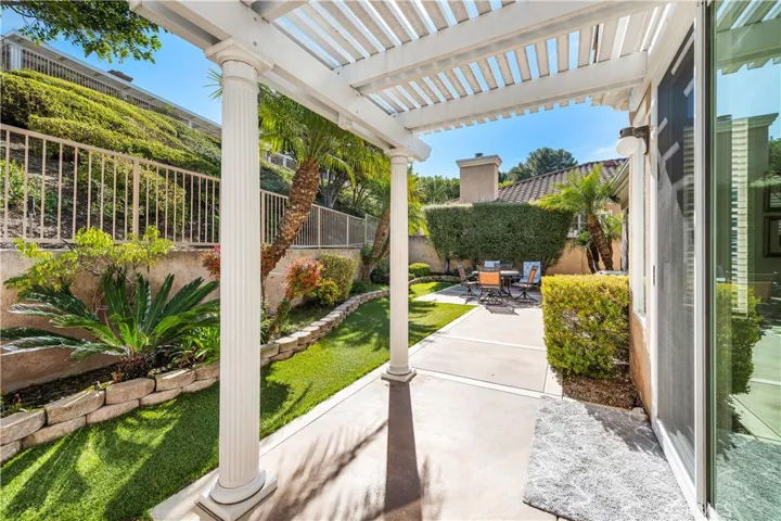 21524 Canaria, Mission Viejo, California 92692