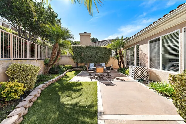 21524 Canaria, Mission Viejo, California 92692