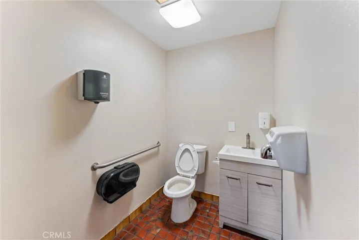 1500 W Pacific Coast, Long Beach, California 90810
