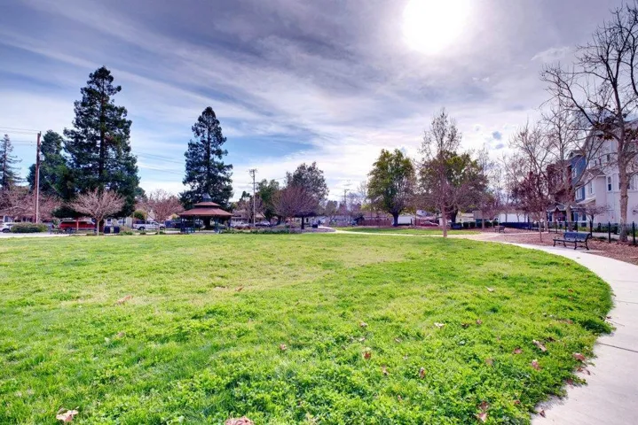 983 Alta Mar Terrace, San Jose, California 95126