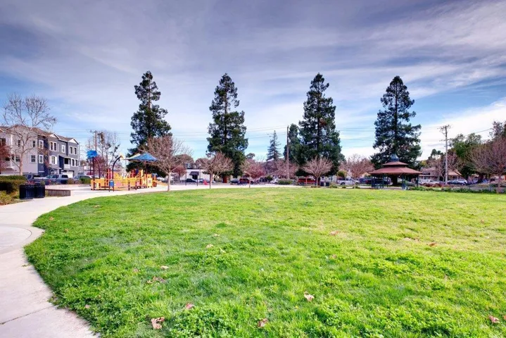 983 Alta Mar Terrace, San Jose, California 95126