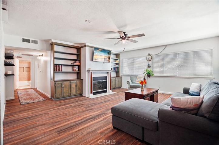 14937 Dickens Street Unit 207, Sherman Oaks, California 91403