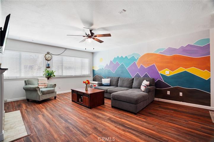 14937 Dickens Street Unit 207, Sherman Oaks, California 91403