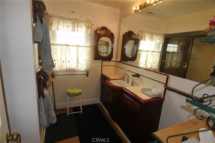 1004 N Dos Robles Place, Alhambra, California 91801