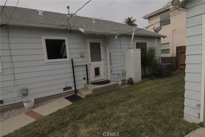 1004 N Dos Robles Place, Alhambra, California 91801