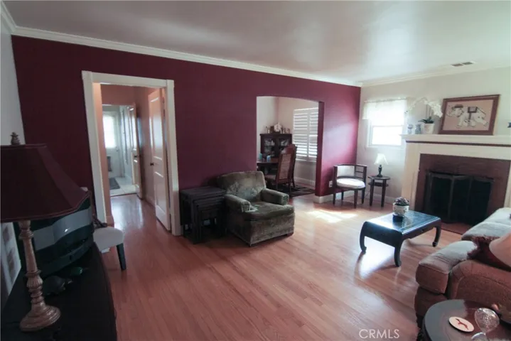 1004 N Dos Robles Place, Alhambra, California 91801