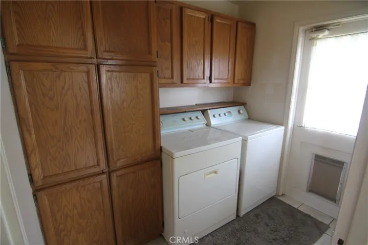 1004 N Dos Robles Place, Alhambra, California 91801