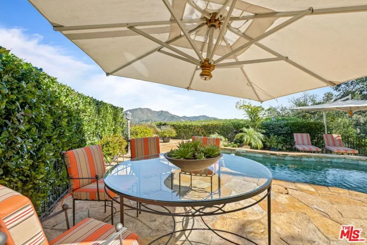 7519 Mulholland Drive, Los Angeles, California 90046
