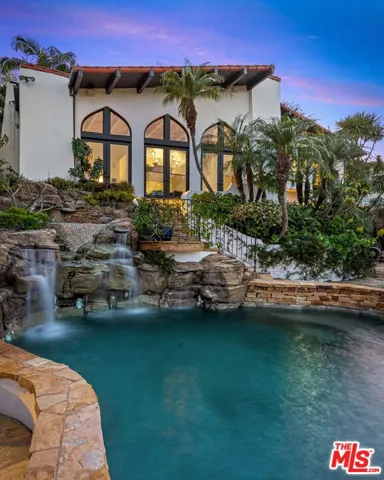 7519 Mulholland Drive, Los Angeles, California 90046