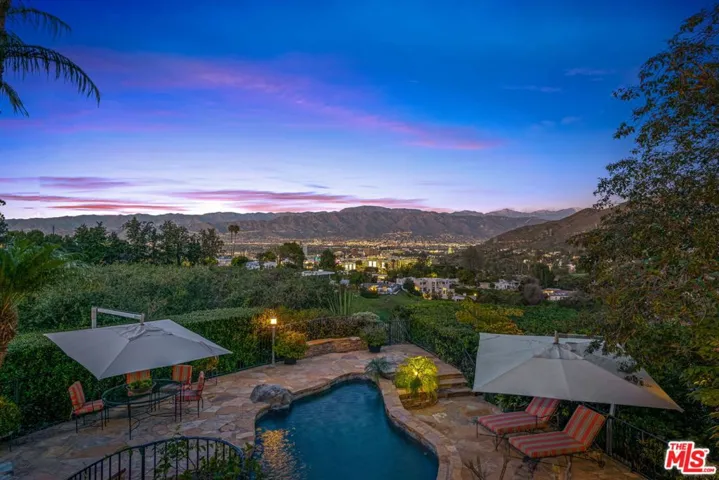 7519 Mulholland Drive, Los Angeles, California 90046