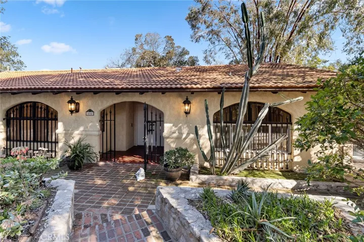 404 S Mohler Drive, Anaheim Hills, California 92808
