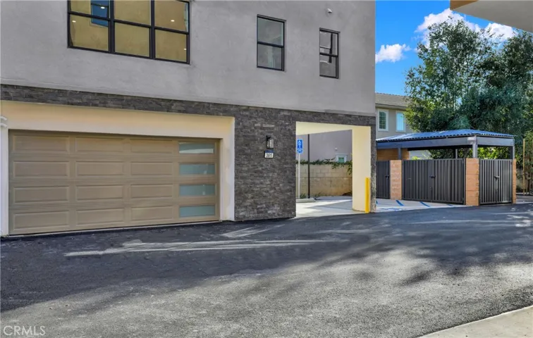 2 Car Garage