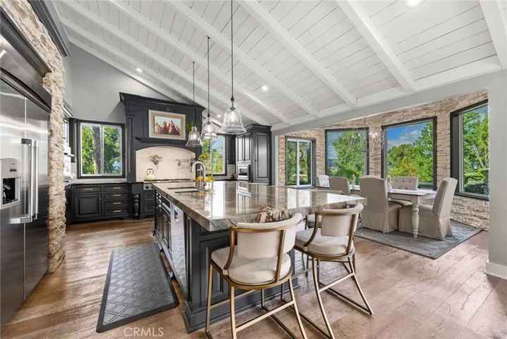 7301 E Stone Creek Lane, Anaheim Hills, California 92808