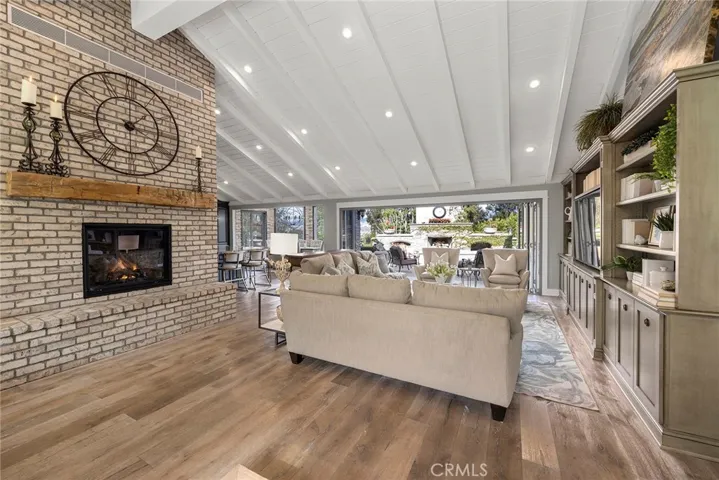 7301 E Stone Creek Lane, Anaheim Hills, California 92808