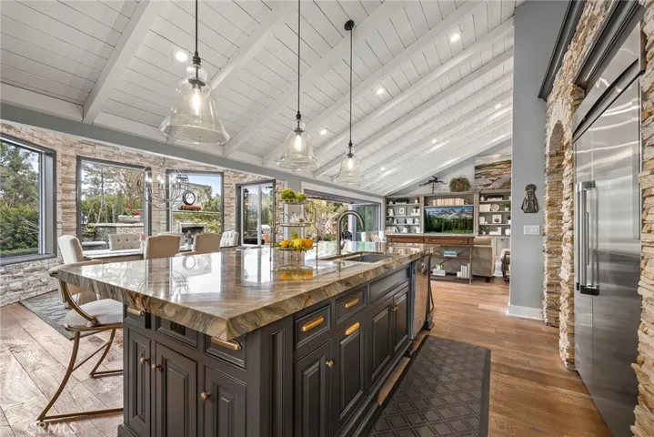 7301 E Stone Creek Lane, Anaheim Hills, California 92808