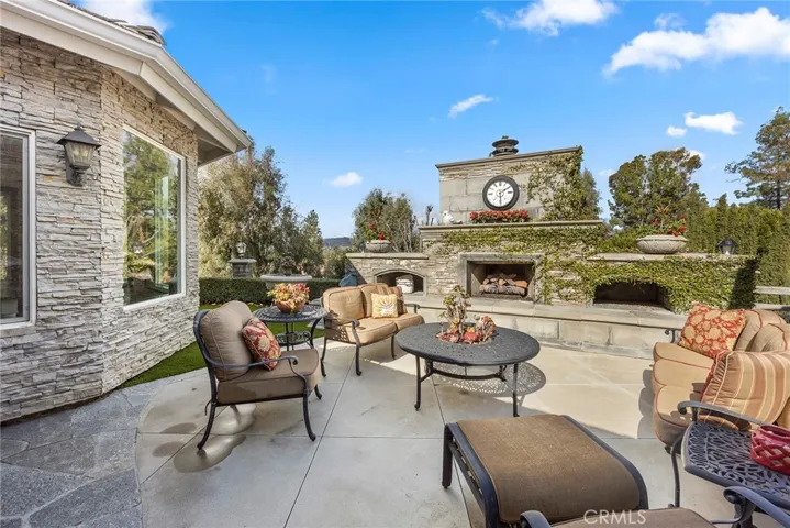 7301 E Stone Creek Lane, Anaheim Hills, California 92808