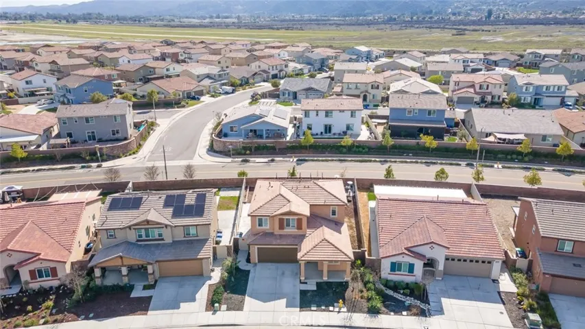 29227 Fountain Grass, Lake Elsinore, California 92530