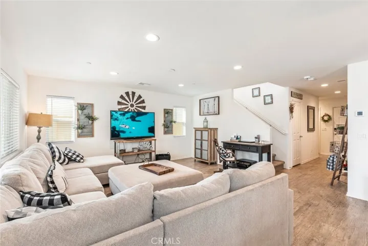 29227 Fountain Grass, Lake Elsinore, California 92530