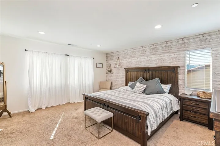 29227 Fountain Grass, Lake Elsinore, California 92530
