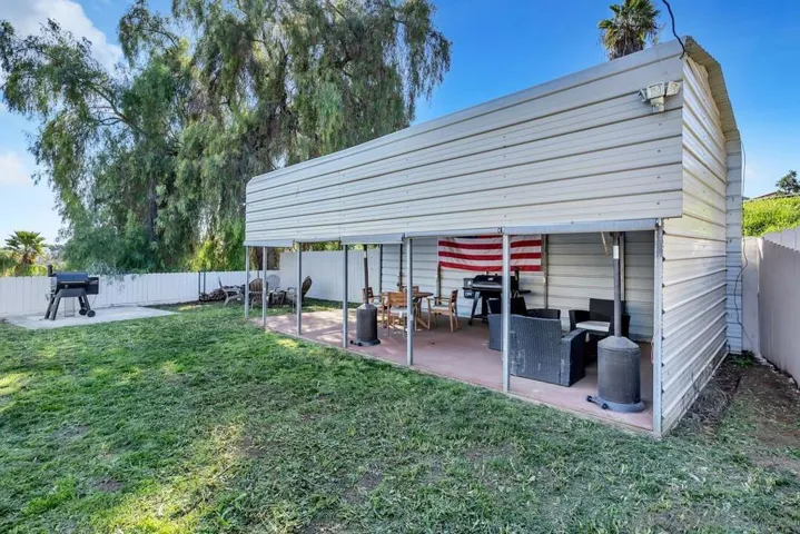 8420 Winter Gardens Blvd, Lakeside, California 92040
